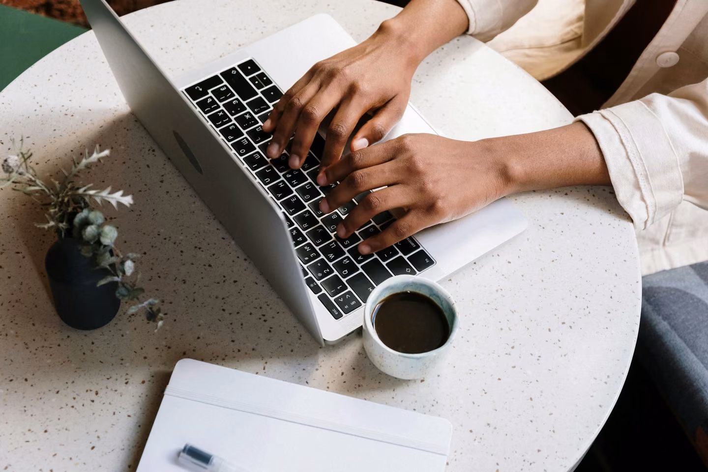 Un article de blog engagé pour booster votre visibilité en ligne Rédaction d’articles de blog optimisés SEO par WPSoluces